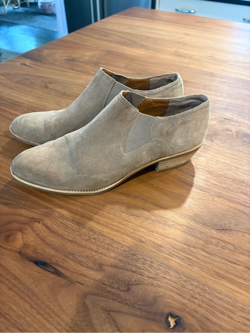 Franco Sarto Men's Suede Chukka Boots in Light Taupe